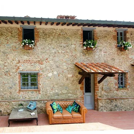 Bed & Breakfast La Sosta In Toscana Camaiore